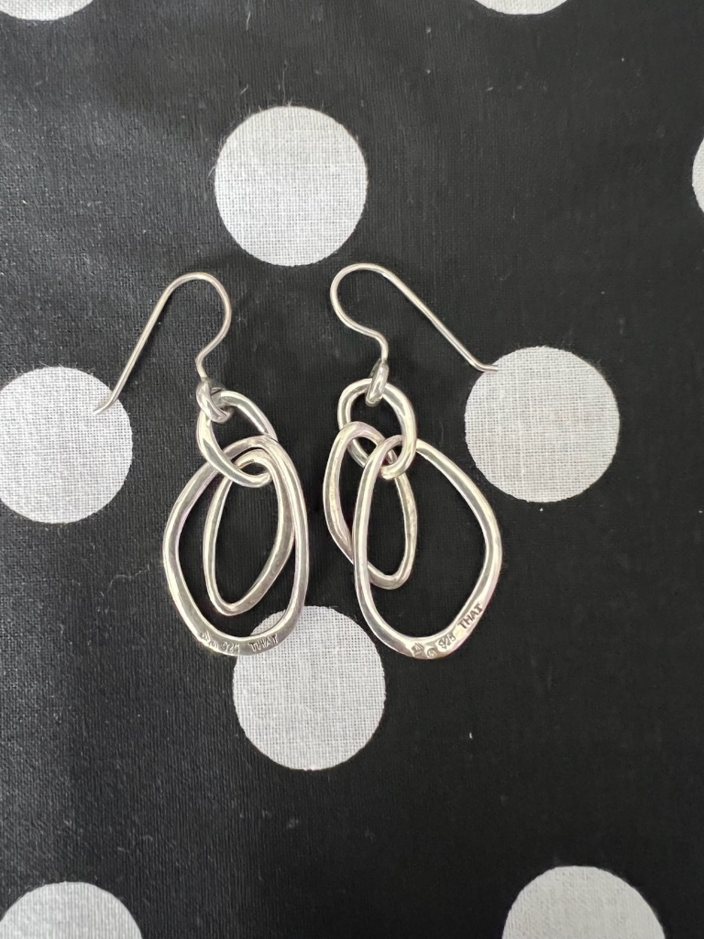 Vintage Silpada 925 Sterling Silver Interlocking Oval Double Hoop Earrings